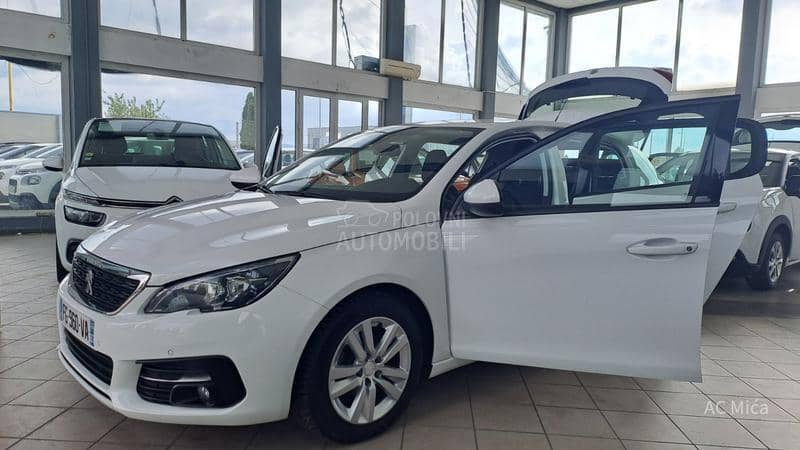 Peugeot 308 1.2NAV ALU LED 84000