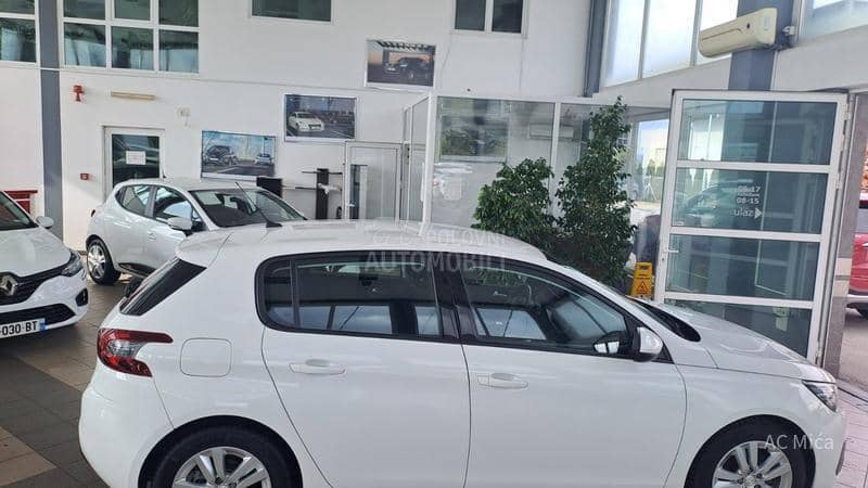 Peugeot 308 1.2NAV ALU LED 84000