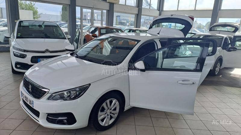 Peugeot 308 1.2NAV ALU LED 84000