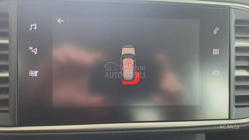 Peugeot 308 1.2NAV ALU LED 84000