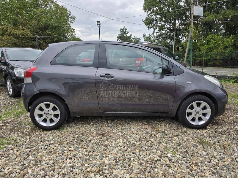 Toyota Yaris 1.3 vvt-i