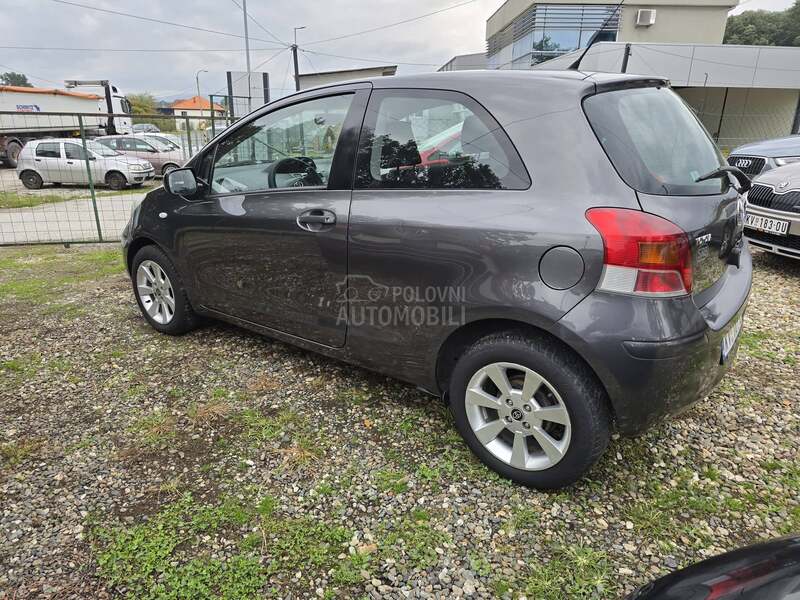Toyota Yaris 1.3 vvt-i