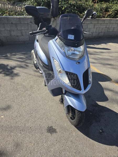Kymco Dink 200i