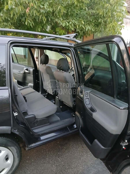 Opel Zafira 2.0