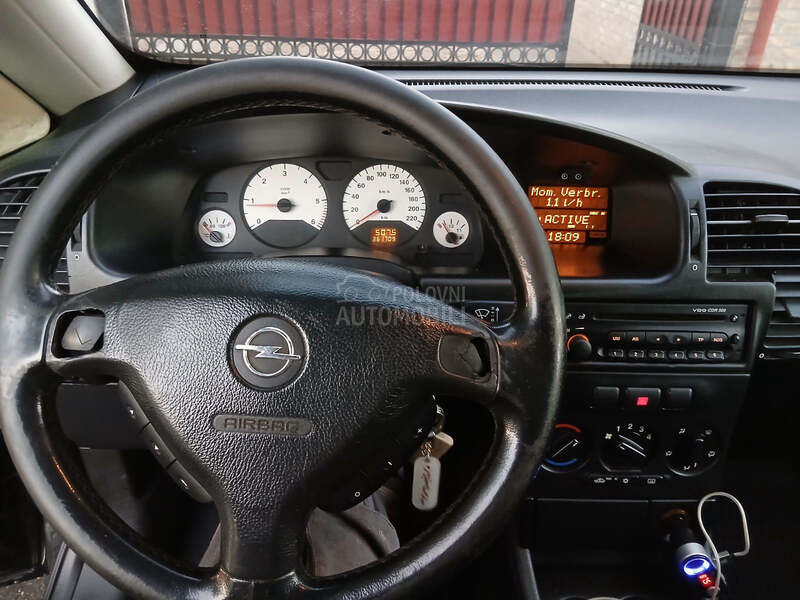 Opel Zafira 2.0