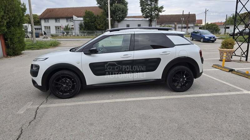 Citroen C4 Cactus 1.6 eHDI PANOR