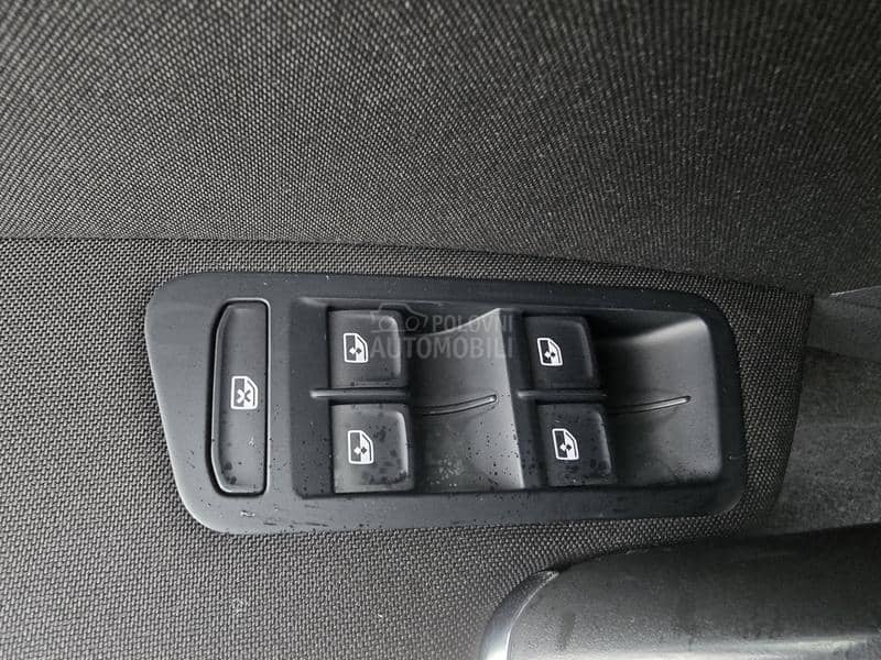 Volkswagen Golf 7 1.6 tdi highline