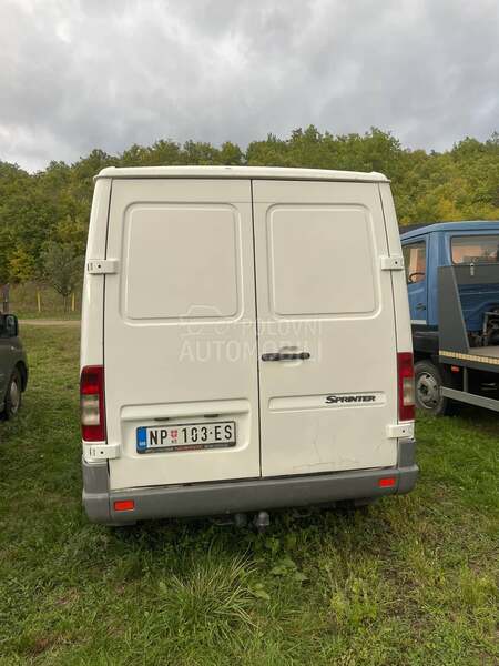 Mercedes Benz Sprinter 