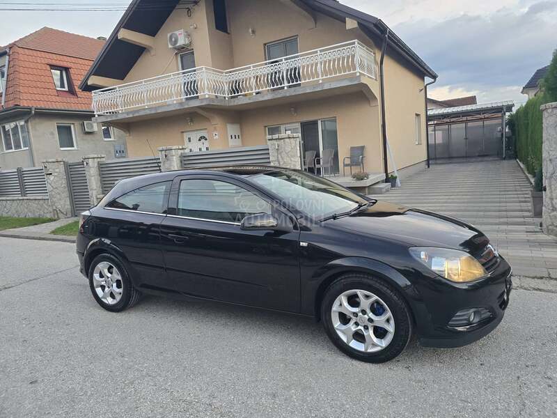 Opel Astra H GTC 1.6