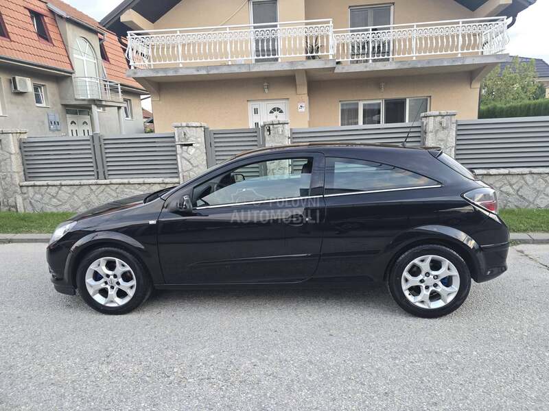 Opel Astra H GTC 1.6
