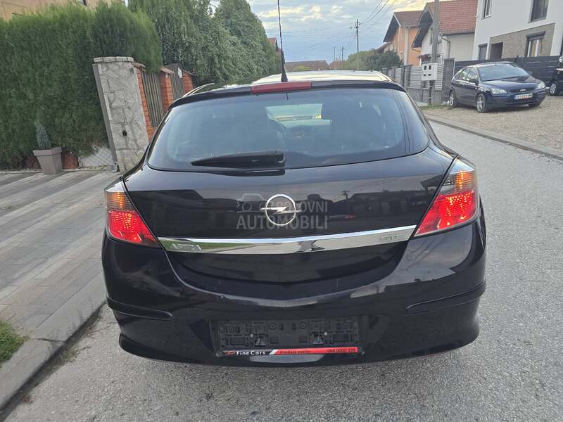 Opel Astra H GTC 1.6