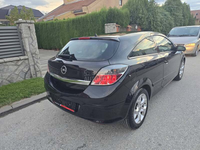 Opel Astra H GTC 1.6
