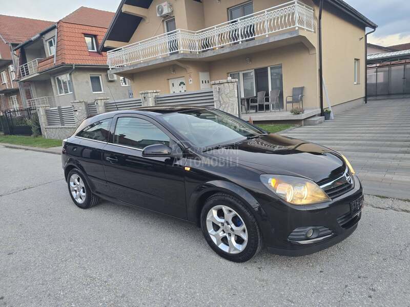 Opel Astra H GTC 1.6