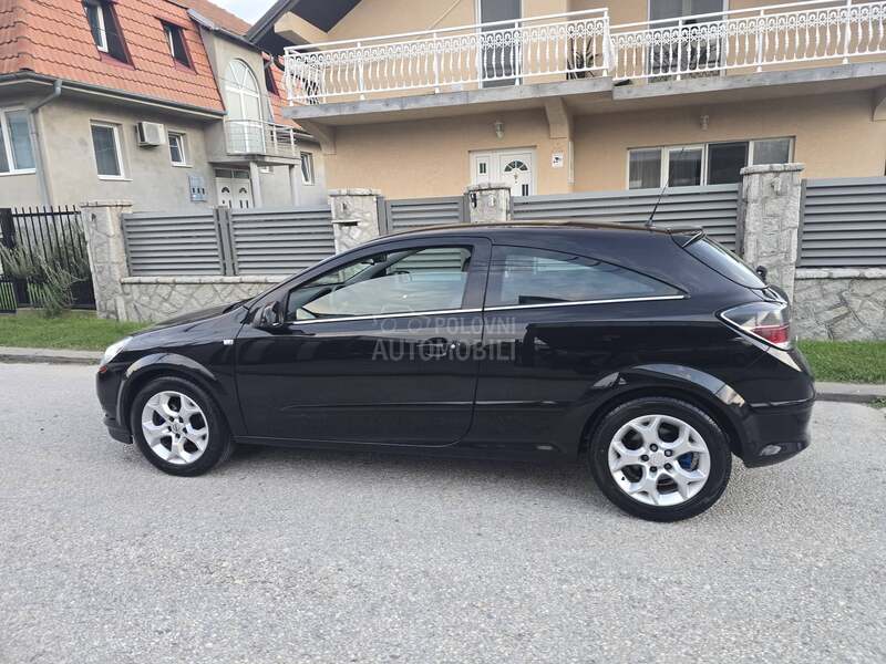Opel Astra H GTC 1.6