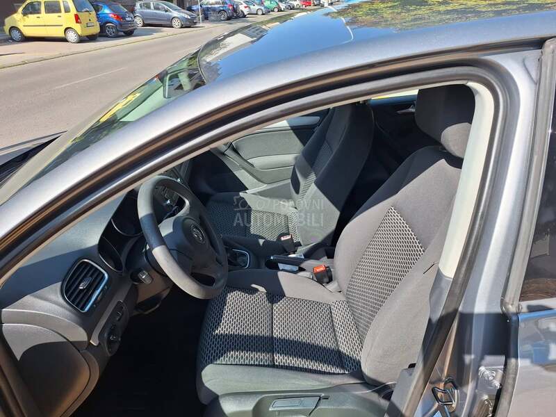 Volkswagen Golf 6 