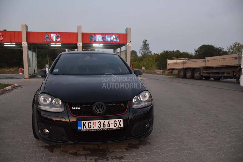 Volkswagen Golf 5 GTI