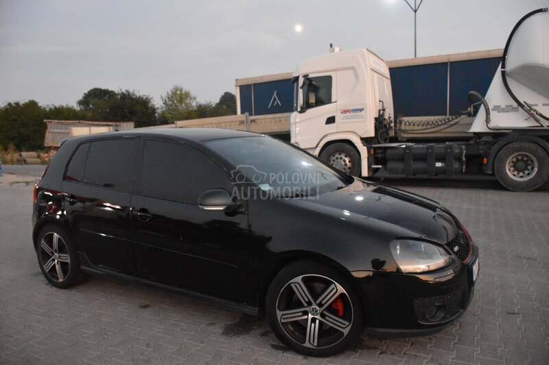 Volkswagen Golf 5 GTI
