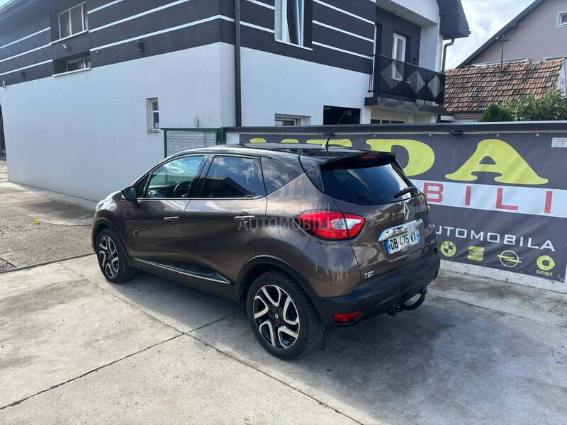 Renault Captur AUTO/N A V I/130 000