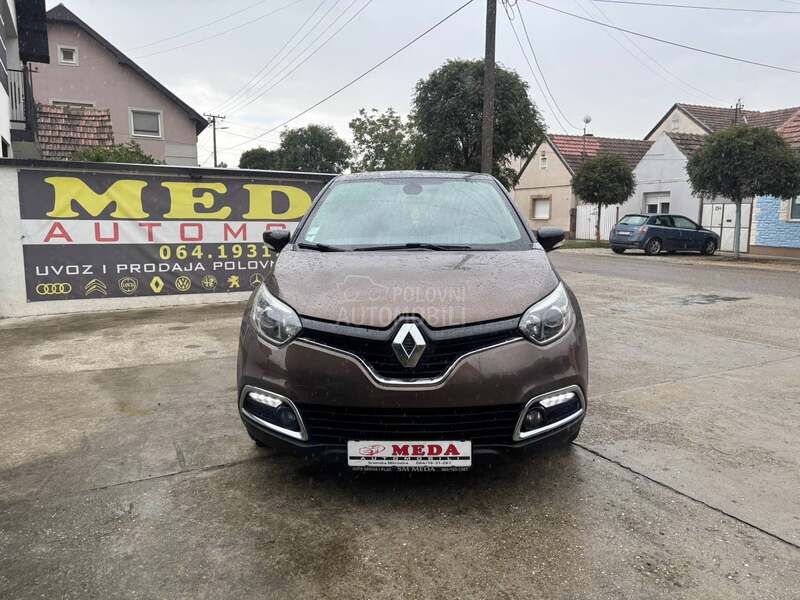Renault Captur AUTO/N A V I/130 000