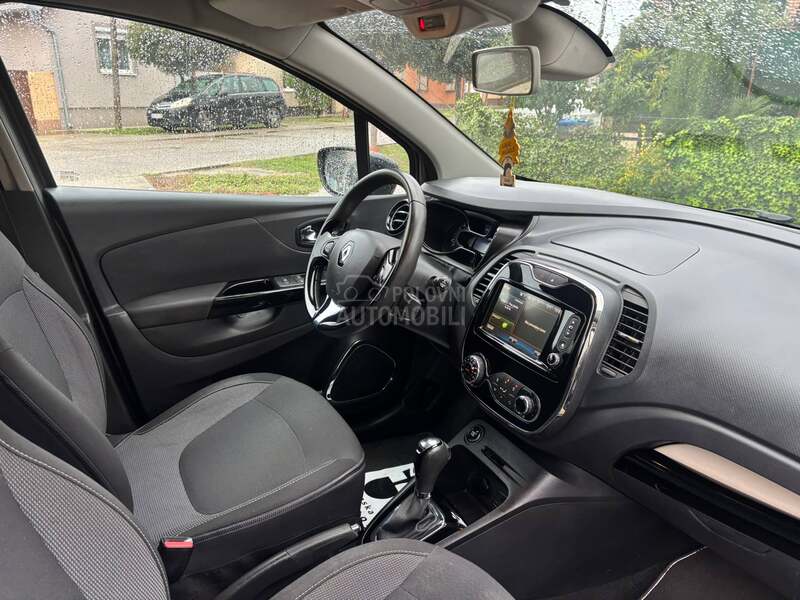 Renault Captur AUTO/N A V I/130 000
