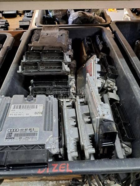 MOTORNI RACUNAR KOMPJUTER