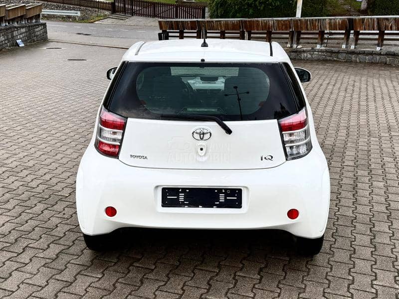 Toyota iQ 1.0 b /Ch/