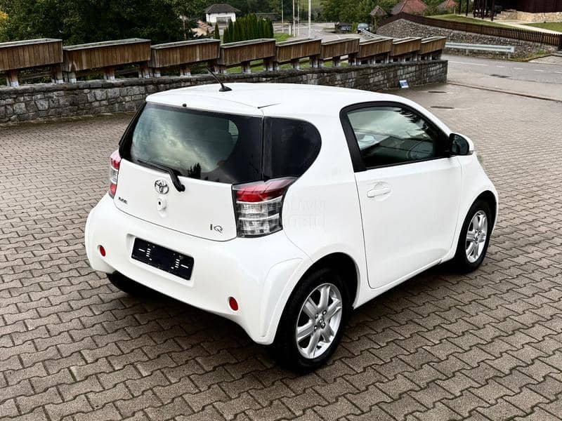 Toyota iQ 1.0 b /Ch/