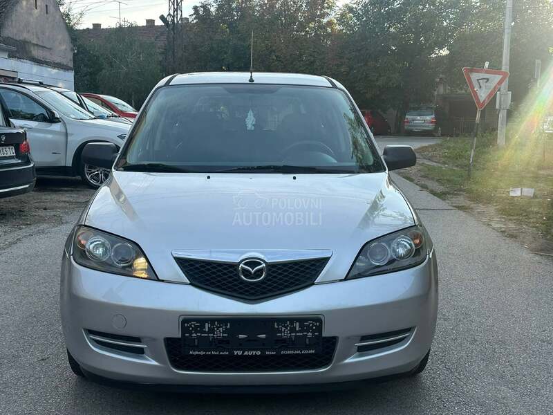Mazda 2 