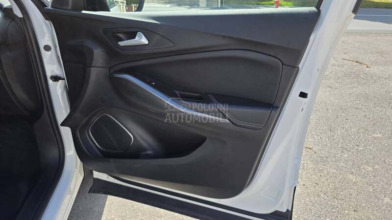 Opel Grandland X COSMOAut/Led far