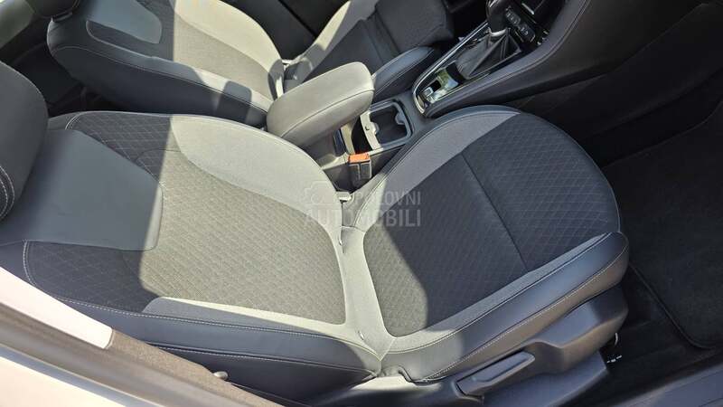 Opel Grandland X COSMOAut/Led far