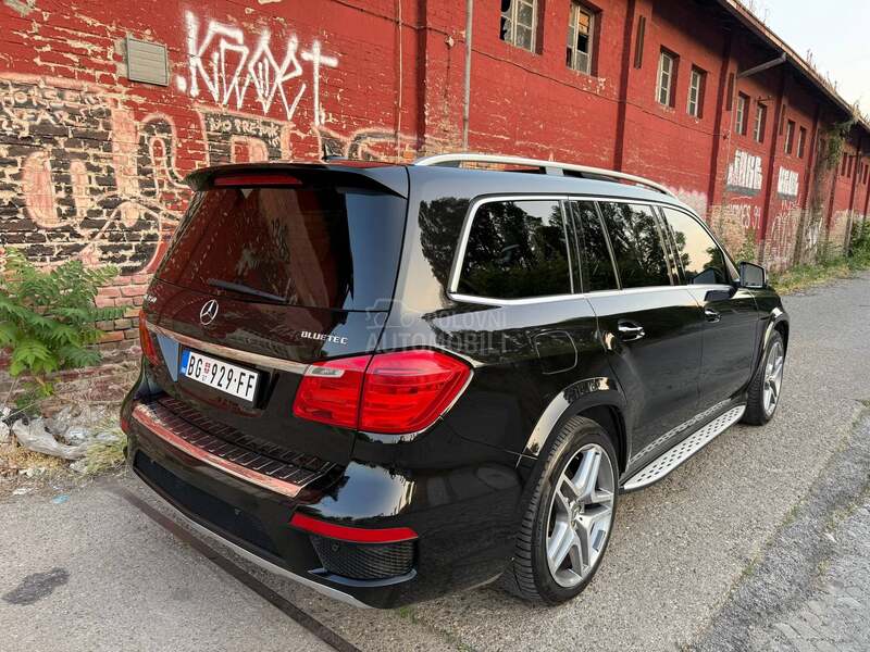 Mercedes Benz GL 350 AMG