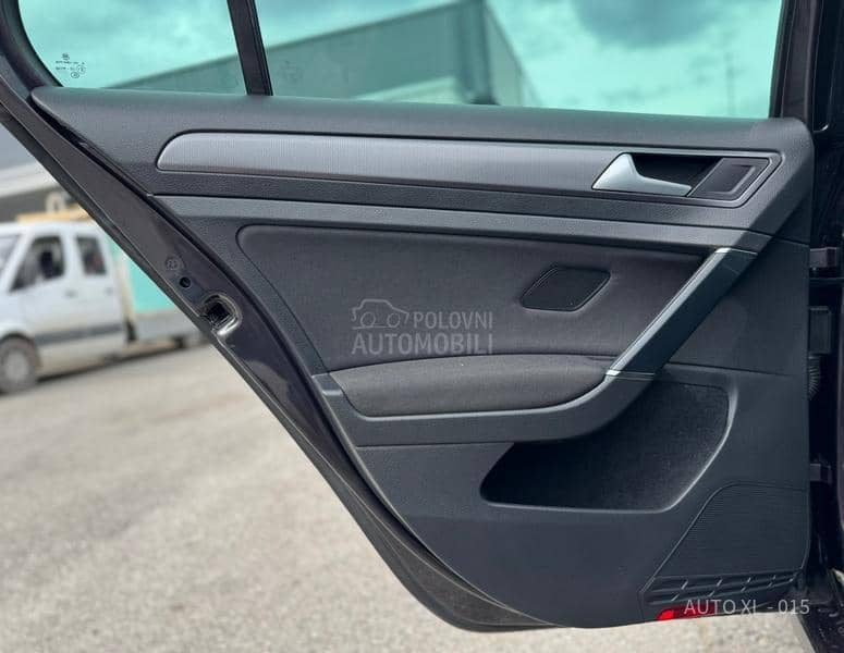 Volkswagen Golf 7 1.6 TDI / XEN / NAV