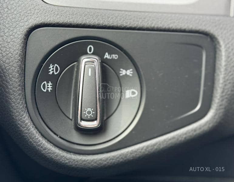 Volkswagen Golf 7 1.6 TDI / XEN / NAV