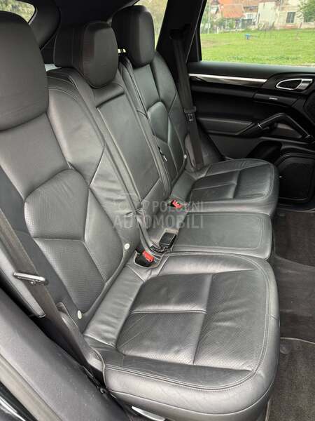 Porsche Cayenne 3.0 V6 CH