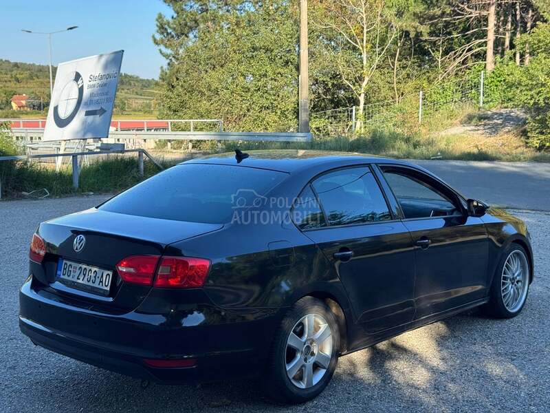 Volkswagen Jetta 