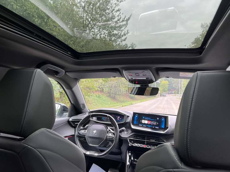 Peugeot 2008 1.5/GT Line/lanacnov