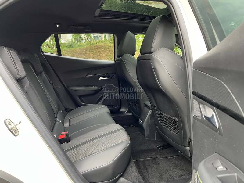 Peugeot 2008 1.5/GT Line/lanacnov