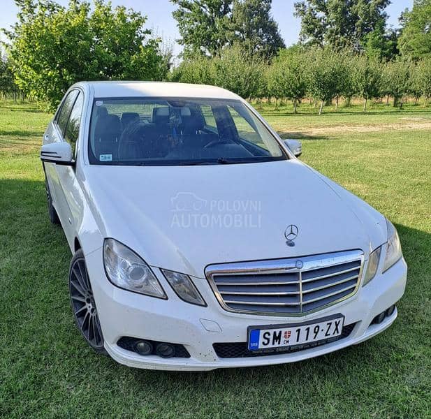 Mercedes Benz E 200 
