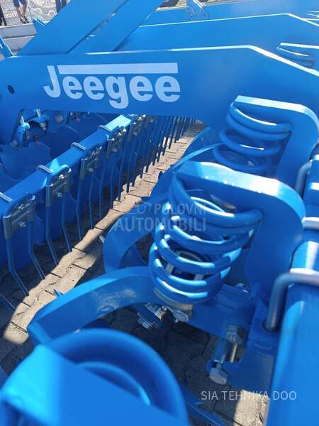 Jeegee 600