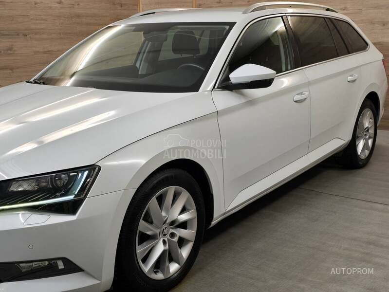 Škoda Superb 2.0tdi DSG/LED/NAV