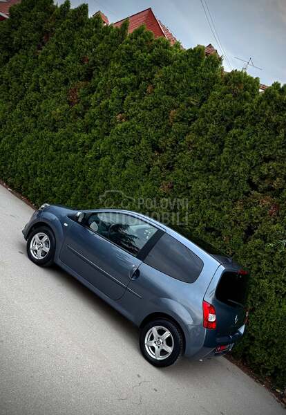 Renault Twingo NIGHT DAY CH