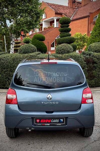 Renault Twingo NIGHT DAY CH