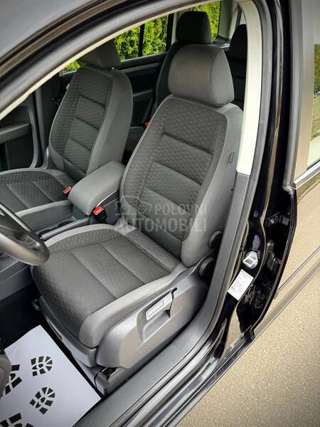 Volkswagen Touran 7 SED NAV CH
