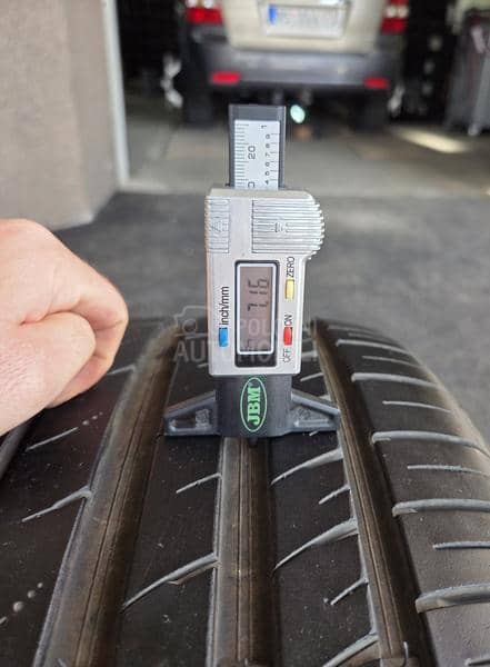 Tourador 245/40 R20 Letnja