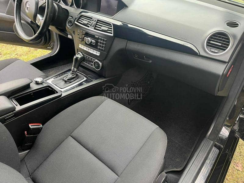 Mercedes Benz C 200 2.2 CDI