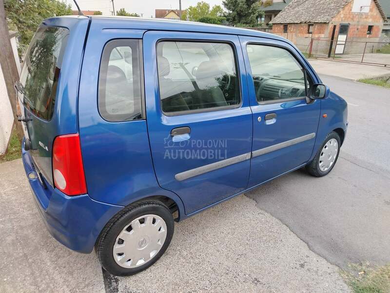 Opel Agila 1,0
