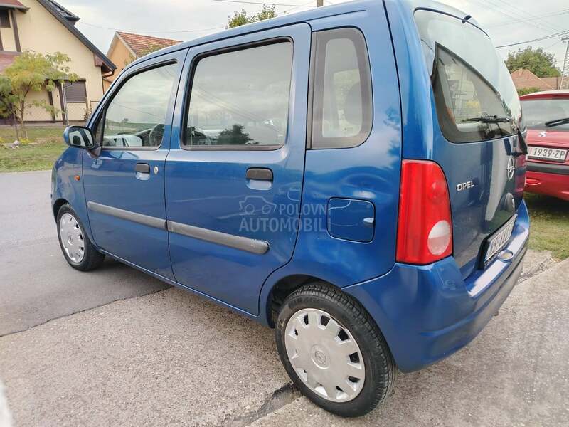Opel Agila 1,0