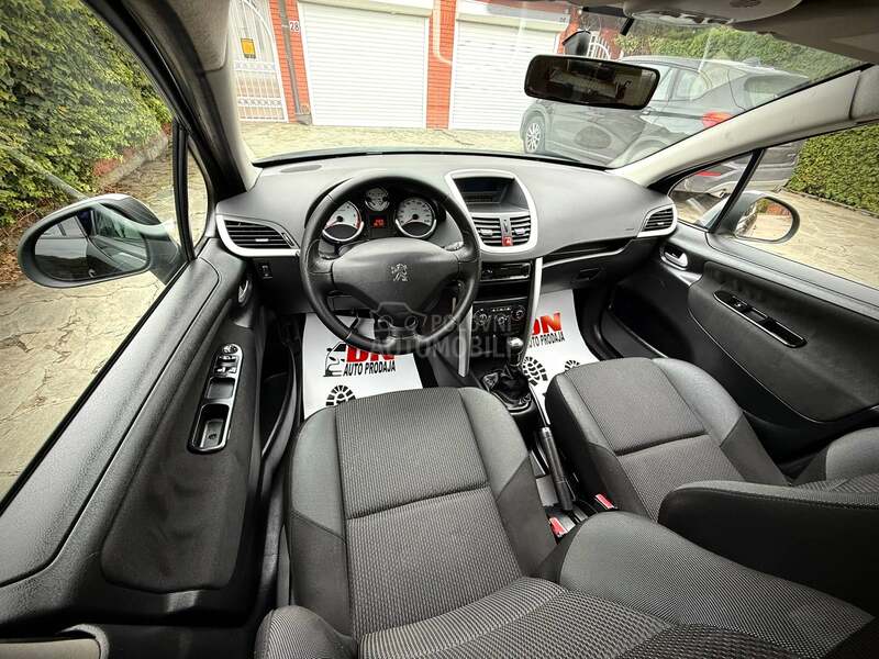 Peugeot 207 ACCESS HDI CH