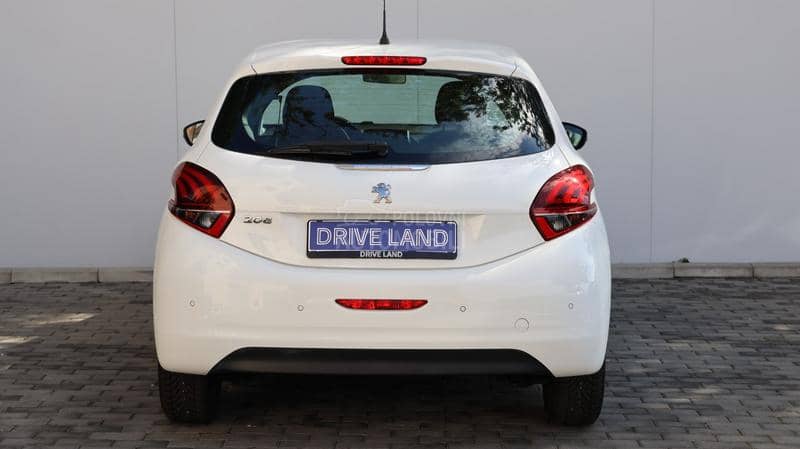Peugeot 208 1.2 PureTach Peugeot 208 1.2 PureTach