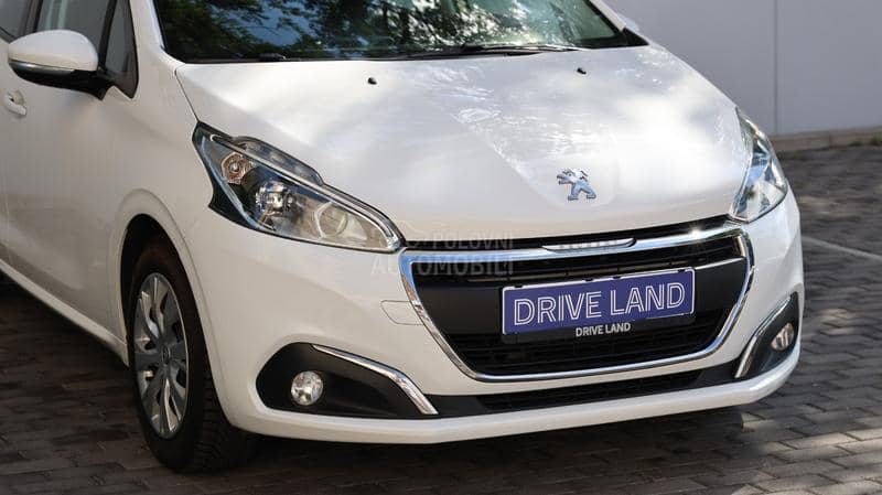 Peugeot 208 1.2 PureTach Peugeot 208 1.2 PureTach
